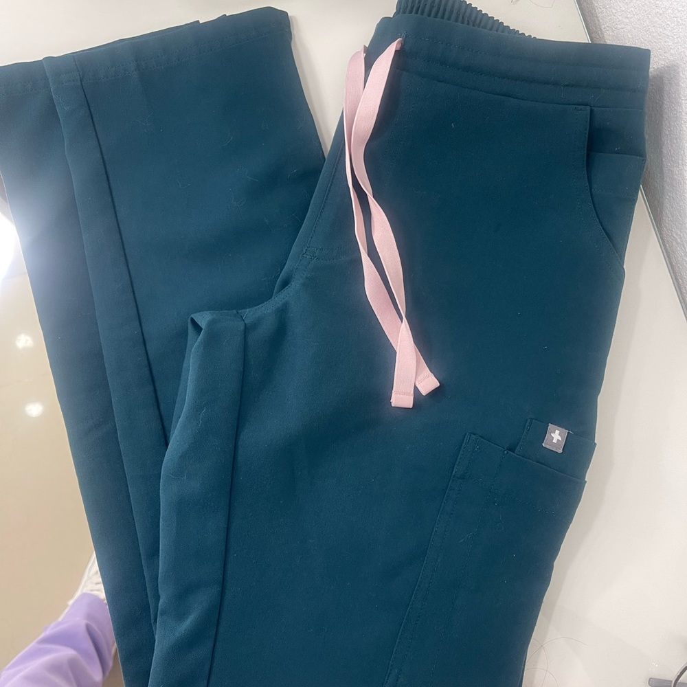 Caribbean Blue Figs Yola